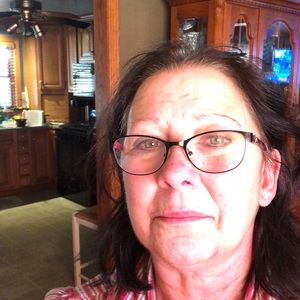 Meet your Posher, Deborah